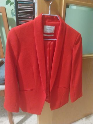 Chaqueta Bershka Roja Mujer Talla XS