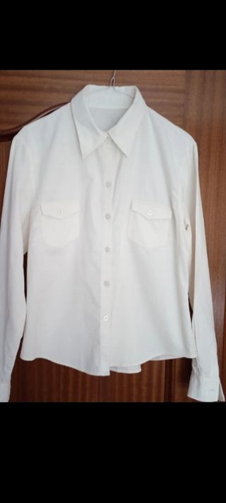 Camiseta Micropana  beige claro ,Talla M. Zara. 

