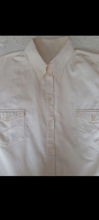Camiseta Micropana  beige claro ,Talla M. Zara. 

