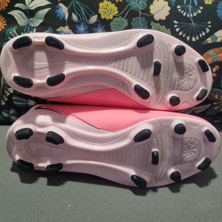 Botas de fútbol Nike Phantom Rosa