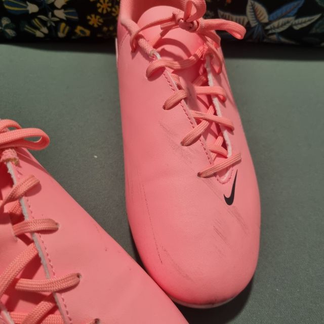 Botas de fútbol Nike Phantom Rosa