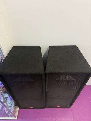 Altavoces JBL JRX100
