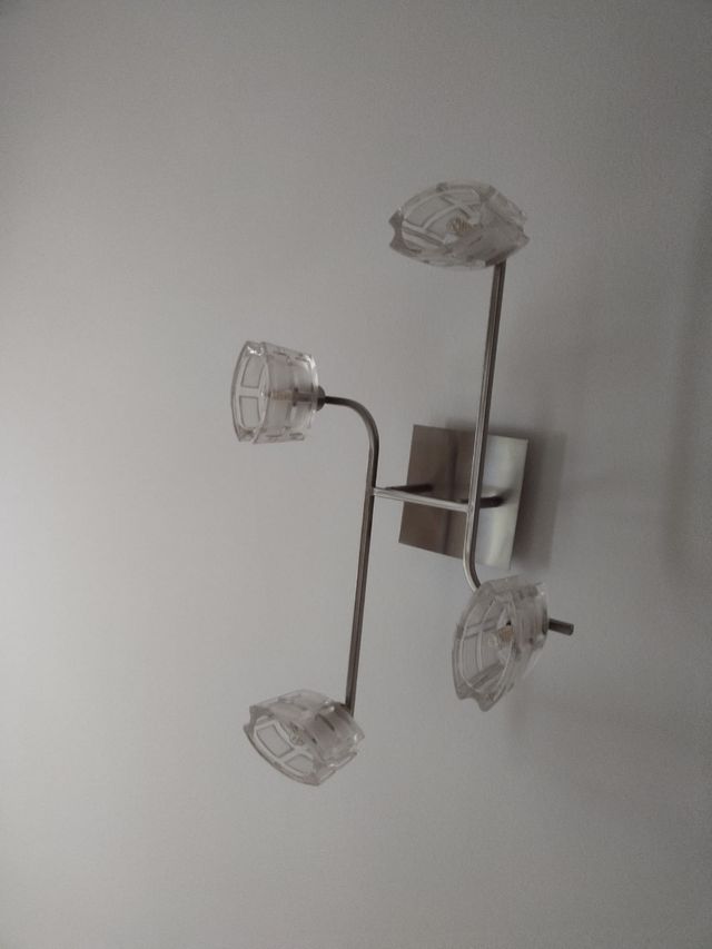 Lámpara de techo moderna metal y cristal