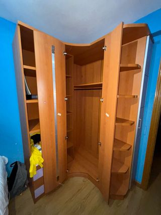 Armario Esquinero Madera