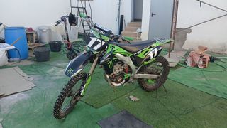 Moto de Cross kawasaki kx 450f motor