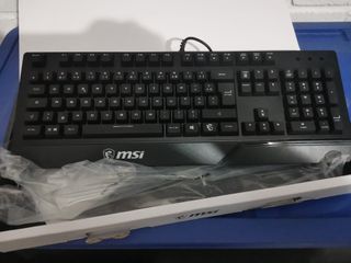 Teclado MSI y ratón HP inalámbrico