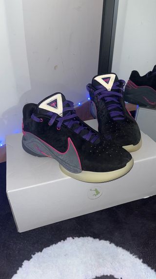 Nike LeBron 22 Zapatillas Baloncesto Negras Morada
