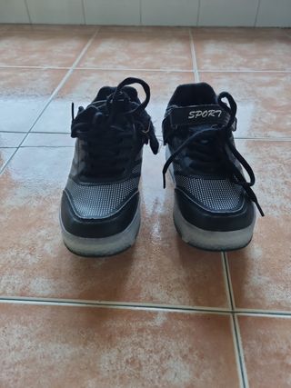 Zapatillas con patín desmontable talla 35