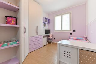 Cameretta bicolore, come nuova