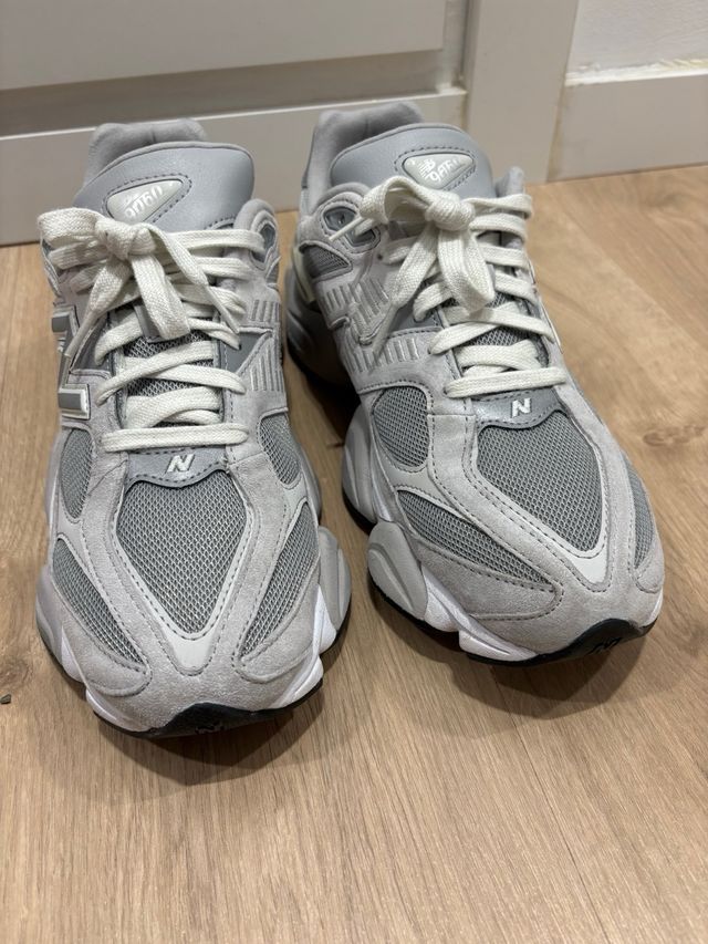 New Balance 9060 Gris