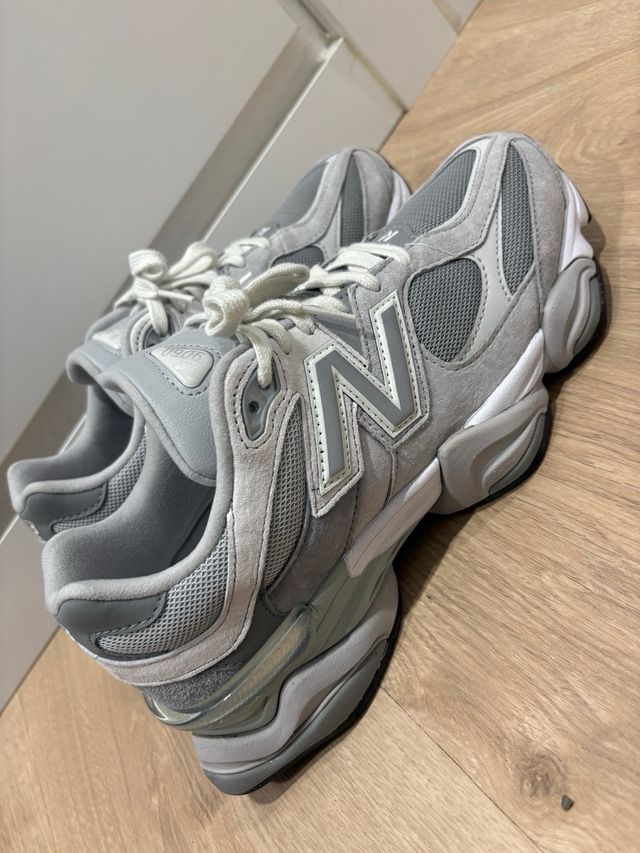 New Balance 9060 Gris
