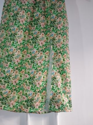 Vestido floral verde y rosa