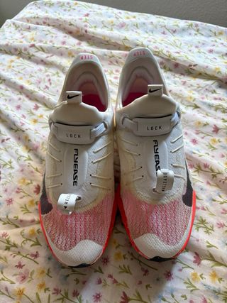 Nike Air Zoom Tempo Next% FlyEase Blanco Rosa