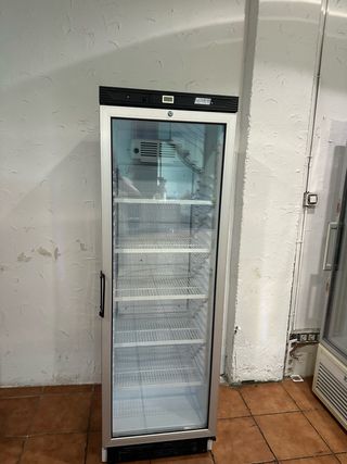 Nevera expositora de cristal, 1 puerta