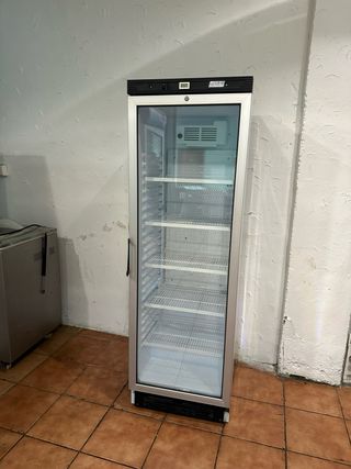 Nevera expositora de cristal, 1 puerta
