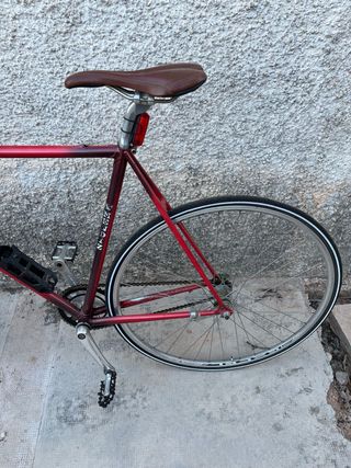 Bicicleta Fixie Mendiz Roja Reacondicionada