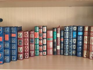 Lote de libros antiguos muy famosos