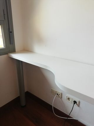 Mesa de escritorio juvenil