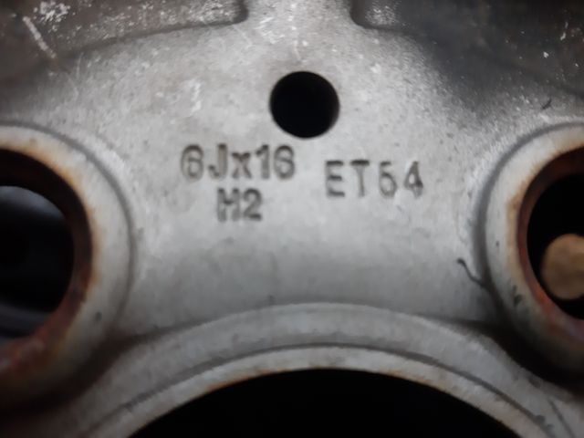 Llantas Acero 16" Mercedes Benz