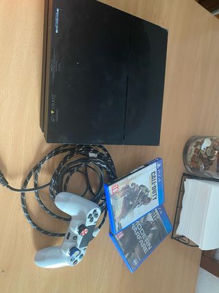 PS4 (PlayStation 4) Usada - Negro