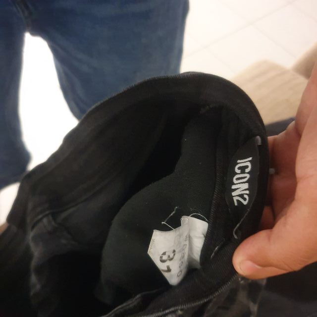 Pantalones Dsquared2 ICON2 Negros solo acepto en b