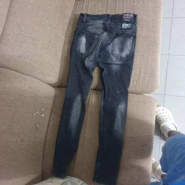 Pantalones Dsquared2 ICON2 Negros solo acepto en b