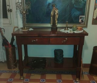 Antichi banconi per cappelli. Legno pregiato