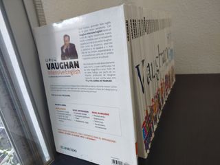 Pack de libros(Vaughan intensive english)
