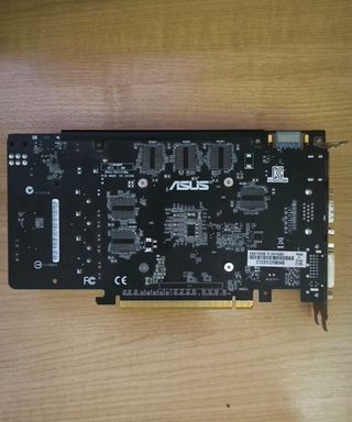 GRAFICA ASUS GTX550 Ti 1GB DDR5