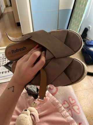 Sandalias Refresh Beige