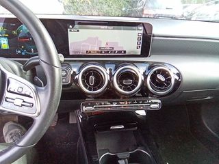 🚗✨ Mercedes-Benz Clase A 180 d desde 274€/mes