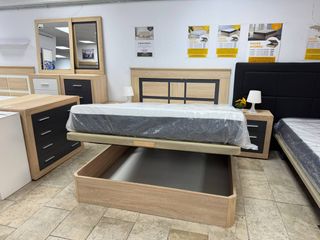 Dormitorio Canapé, colchón, cómoda y espejo, nuevo