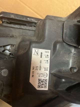 Faro nissan qashqai
