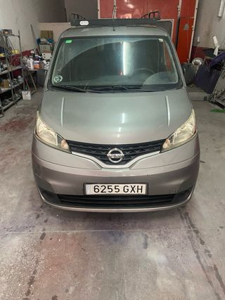 Nissan NV200 2010