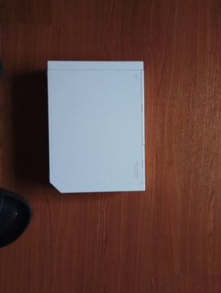 Nintendo Wii Blanca con soporte y cables
