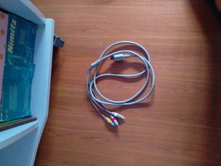 Nintendo Wii Blanca con soporte y cables
