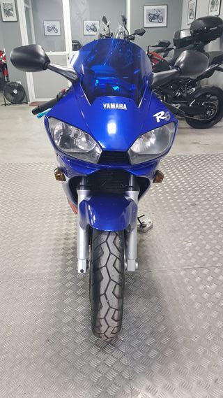 YAMAHA YZF R6 Azul