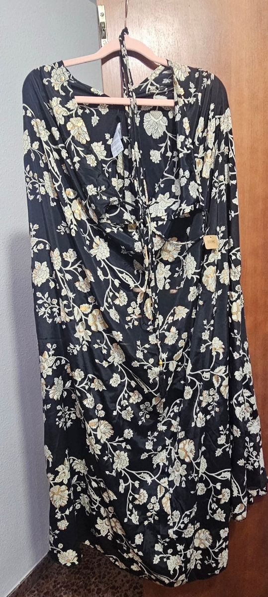 Vestido Ale-hop floral negro talla única