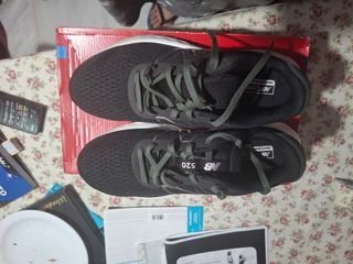 Zapatillas New Balance Negras y Verdes