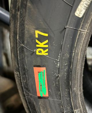 Neumático Pirelli RK7 15