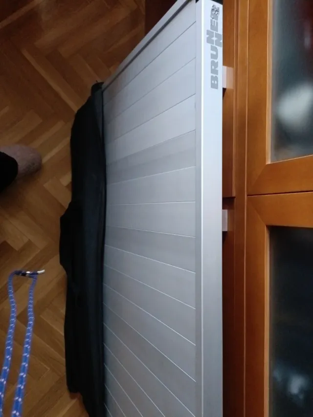 Mesa   BRUNER de camping extensible de metal