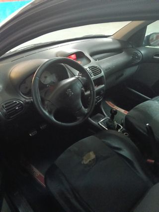 Peugeot 206 2002