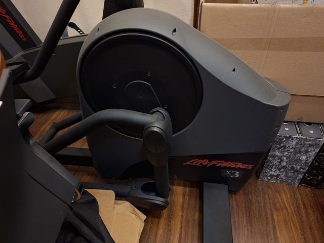 Elíptica Life Fitness