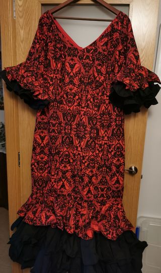 Vestido Flamenco Talla 58 Rojo y Negro