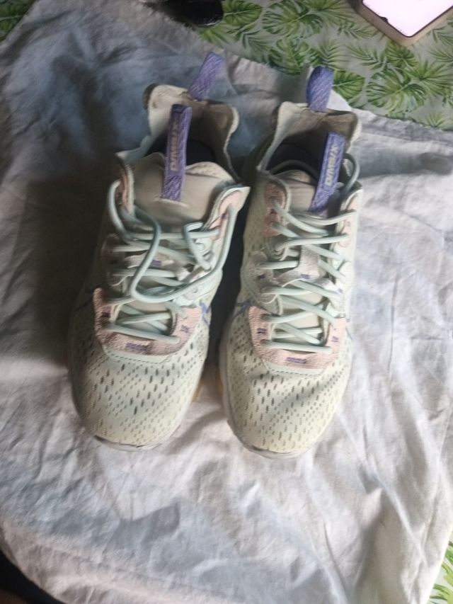 Zapatillas Nike Beige y Rosa