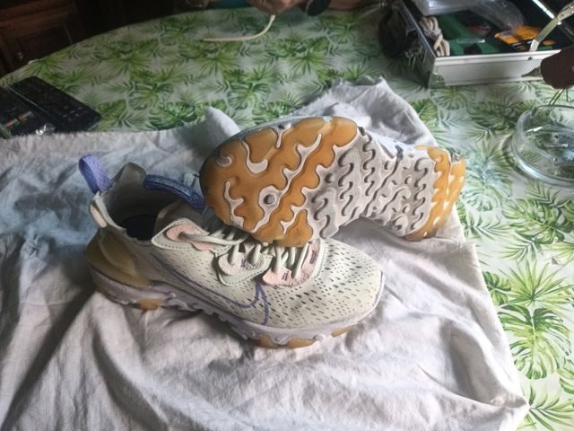 Zapatillas Nike Beige y Rosa