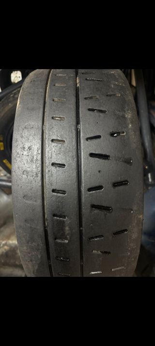 Neumático Pirelli RA7A 15