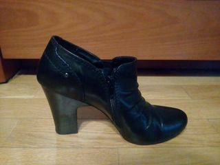 Zapatos altos de tacón negros