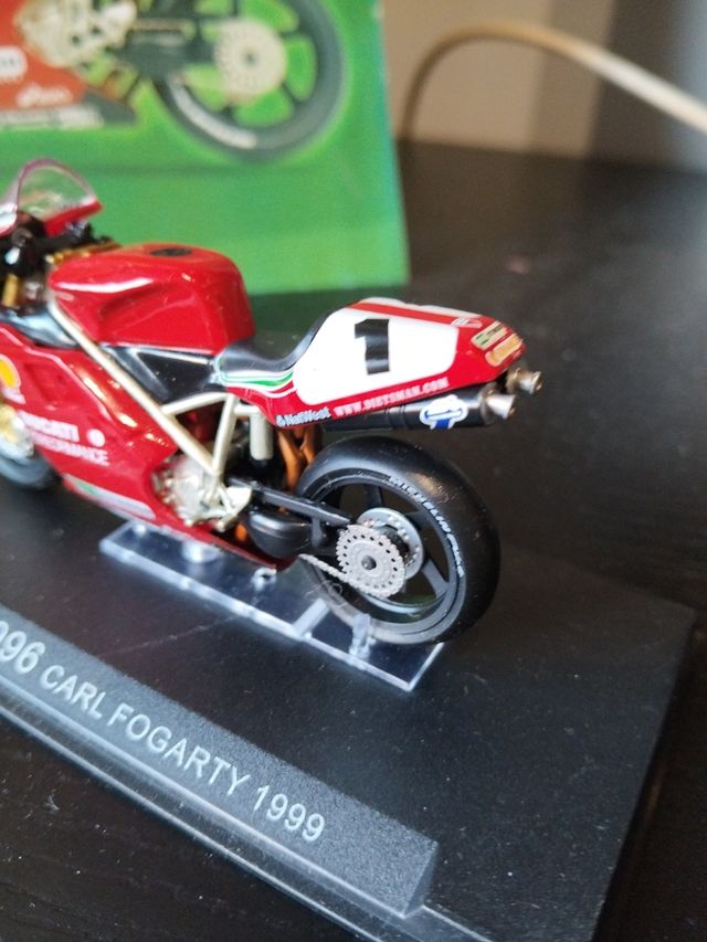 Colección Motos de Competición Altaya Ducati 996