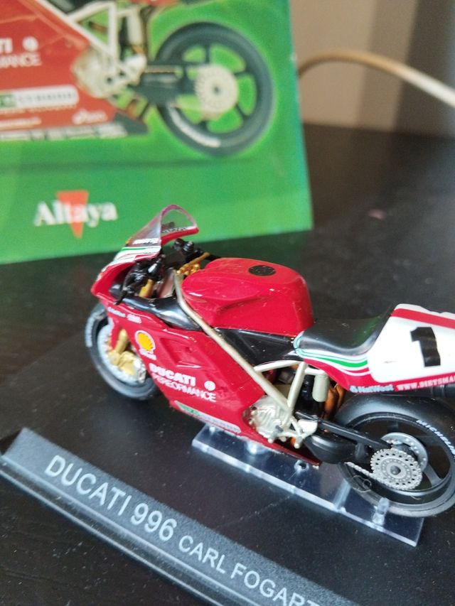 Colección Motos de Competición Altaya Ducati 996